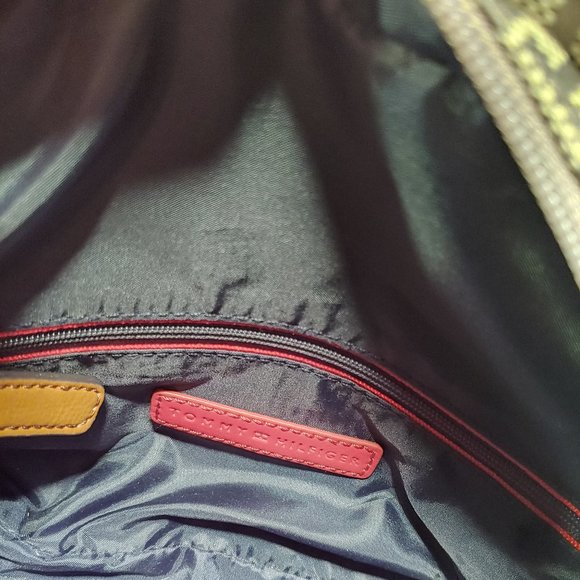 Tommy Hilfiger Purse - Picture 5 of 8